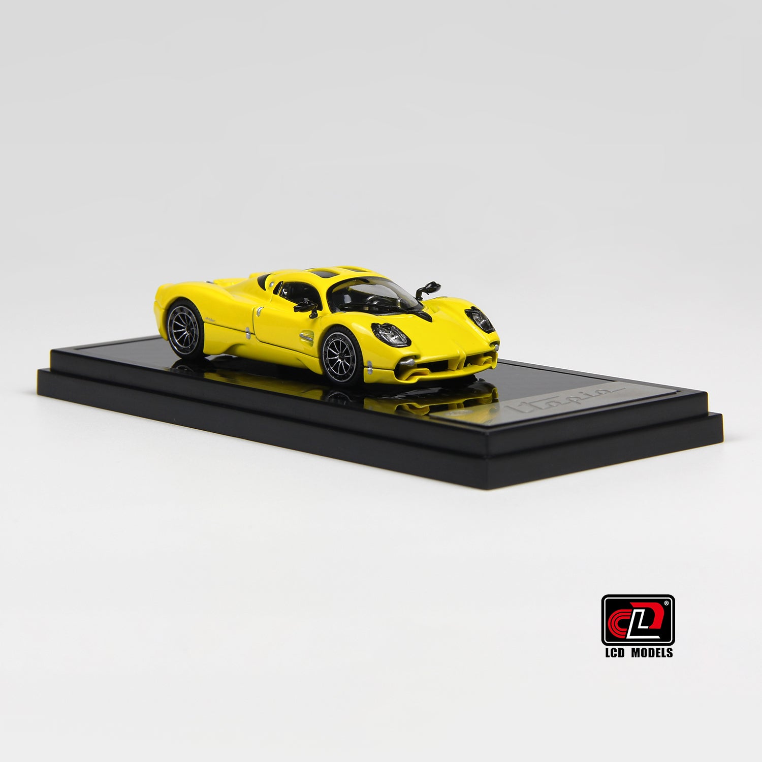 Preorder] LCD 1:64 Pagani Utopia Yellow LCD64039-YE – Horizon Diecast