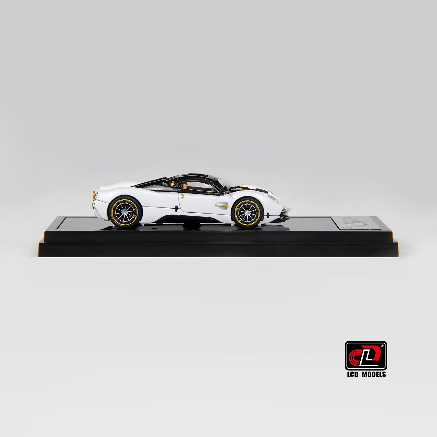 Preorder] LCD 1:64 Pagani Utopia White LCD64039-BW – Horizon Diecast