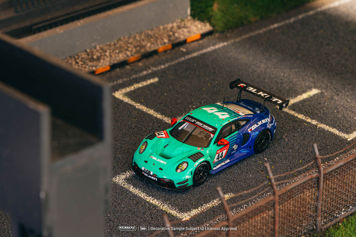 [Preorder] Tarmac Works 1:64 Porsche 911 GT3 R Nürburgring 24h 2023 T64-084-23NUR44