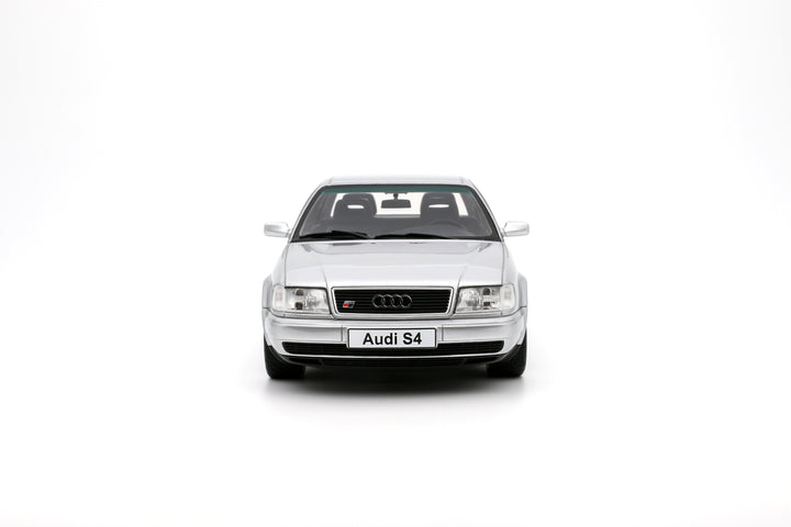 [Preorder] OttO 1:18 AUDI S4 (C4) 4.2 V8 CRYSTAL SILVER C6 1993 OT464