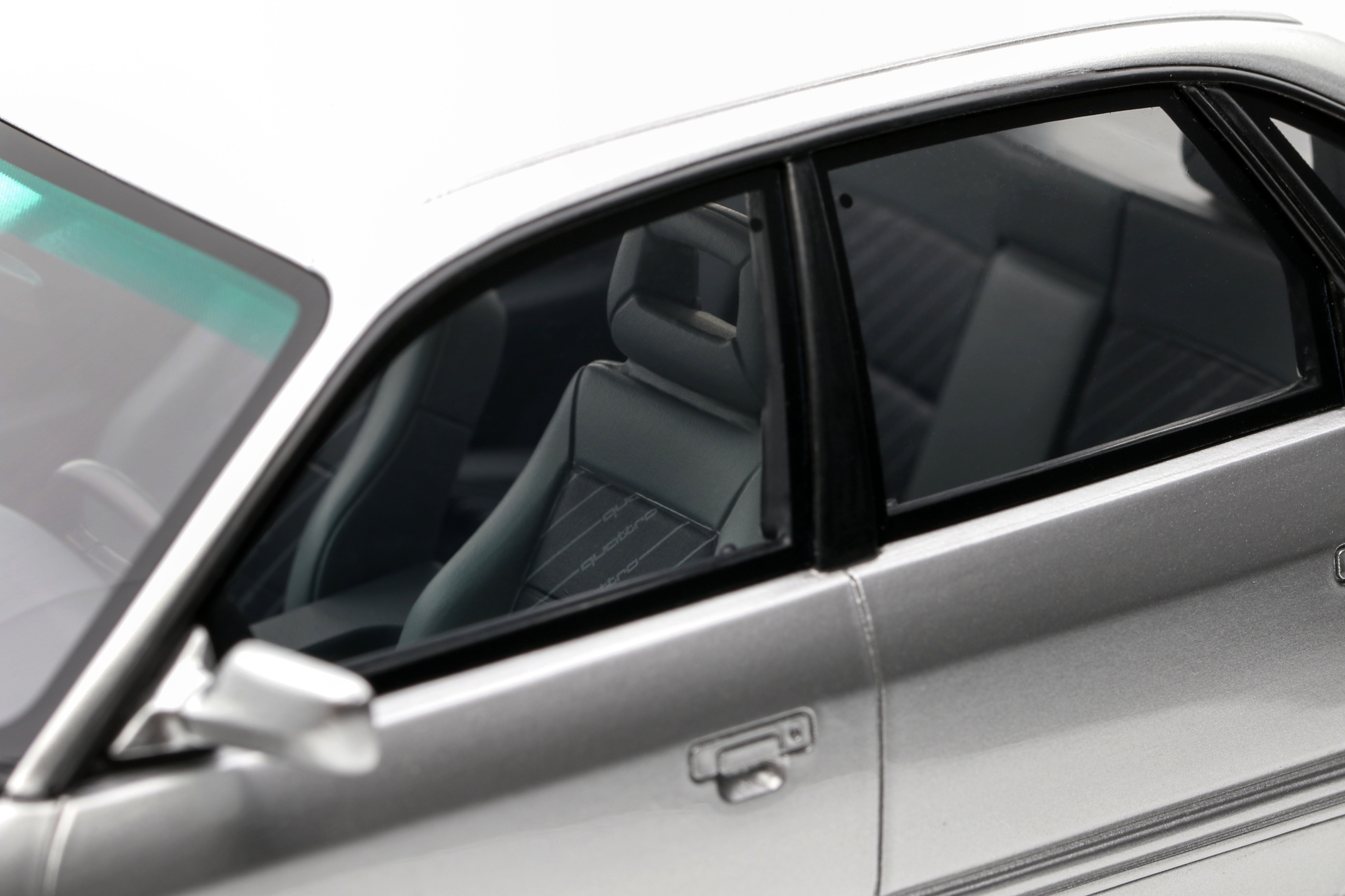 OttO 1:18 AUDI S4 (C4) 4.2 V8 CRYSTAL SILVER C6 1993 OT464