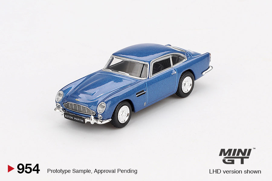 Mini GT 1:64 Aston Martin DB5 Sierra Blue MGT00954