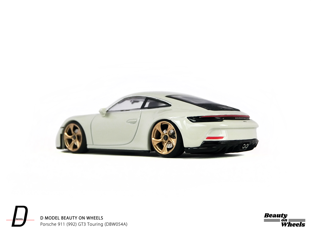 [Preorder] D MODEL BEAUTY ON WHEELS 1:64 Porsche 911 (992) GT3 Touring White