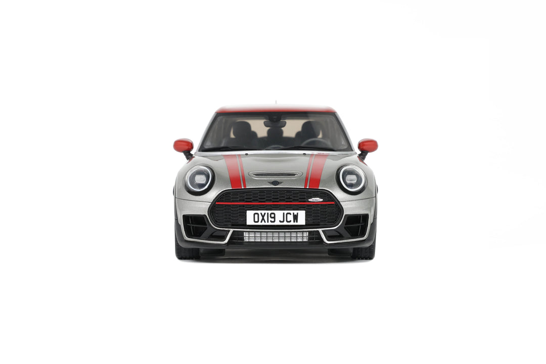 [Preorder] OttoMobile 1:18 MINI CLUBMAN (F54) JCW MELTING SILVER III 2021 OT1106