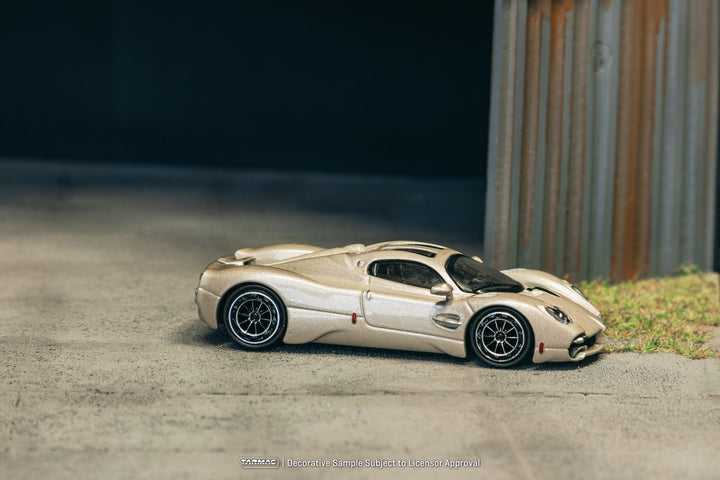 [Preorder] Tarmac Works 1:64 Pagani Utopia Rinascimento T64G-TL055-BI