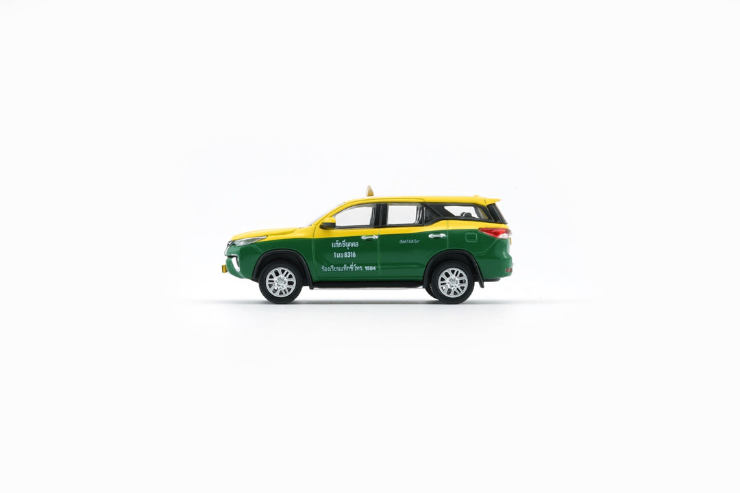 [Preorder] BM Creation 1:64 Toyota Fortuner 2018 -Thailand Taxi (RHD) 64B0399