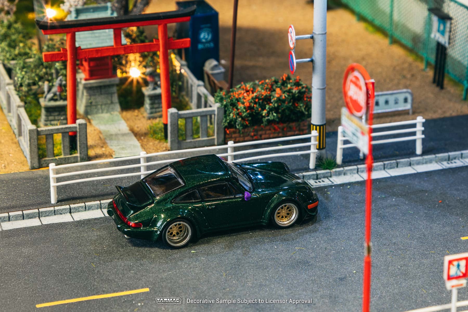 Tarmac Works 1:64 RWB 964 Green T64-037-GR – Horizon Diecast