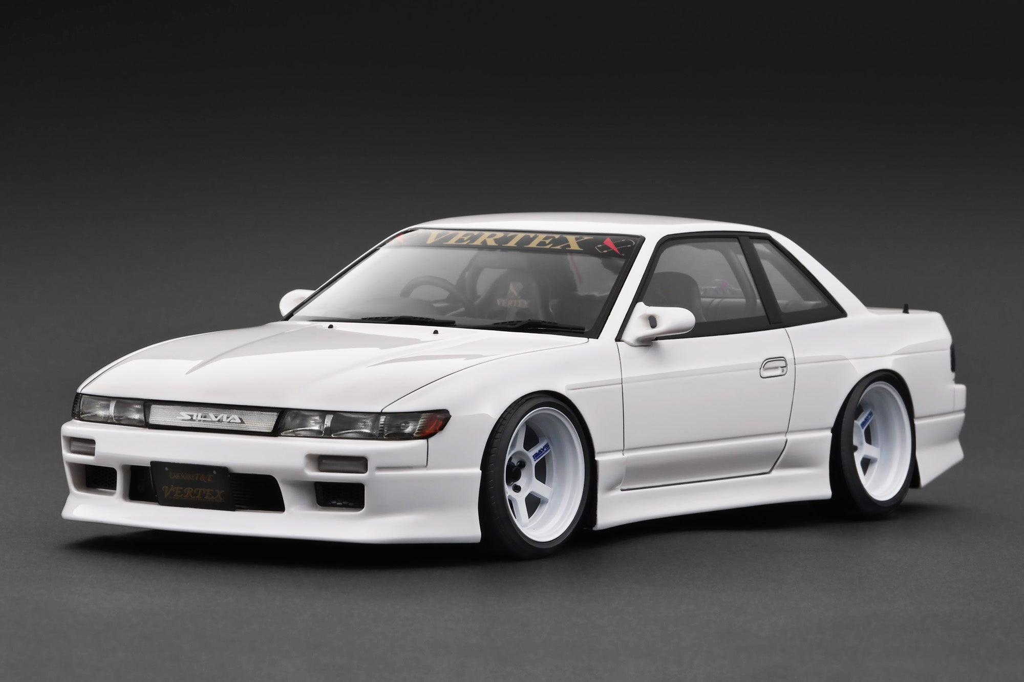 Preorder] Ignition Model 1:18 VERTEX S13 Silvia White/Red (2