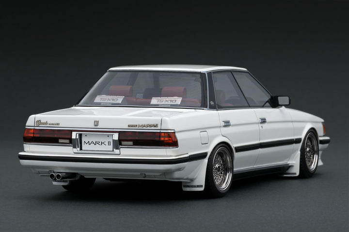 [Preorder] Ignition Model 1:18 Toyota Mark II Grande (GX71) White/Gold (2 Colours)
