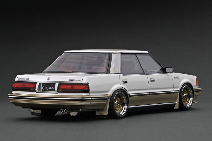 [Preorder] Ignition Model 1:18 Toyota Crown 3.0 Royal Saloon G (120) Pearl White/Gold (2 Colours)