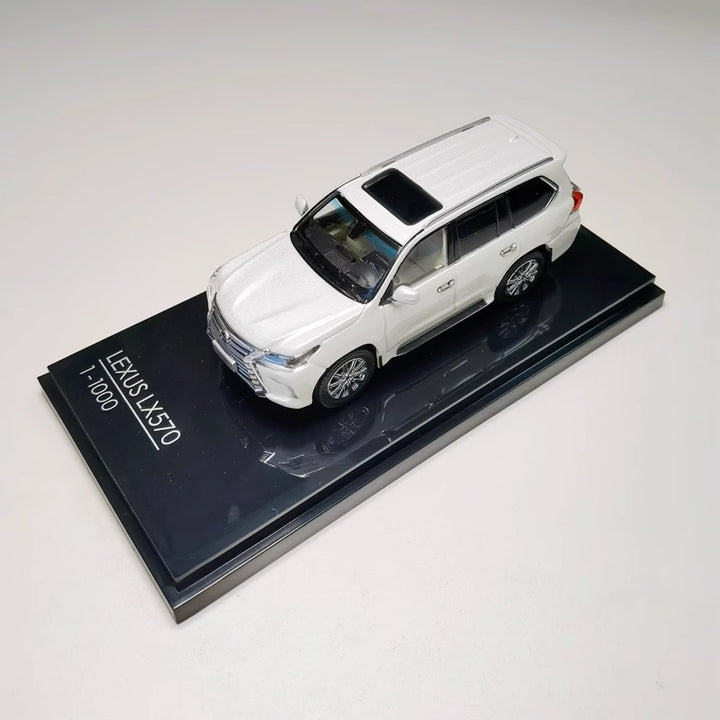 [Preorder] Kyosho 1:64 Lexus LX570 (3 Colours)