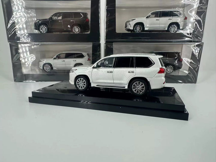 [Preorder] Kyosho 1:64 Lexus LX570 (3 Colours)