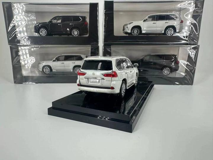 [Preorder] Kyosho 1:64 Lexus LX570 (3 Colours)