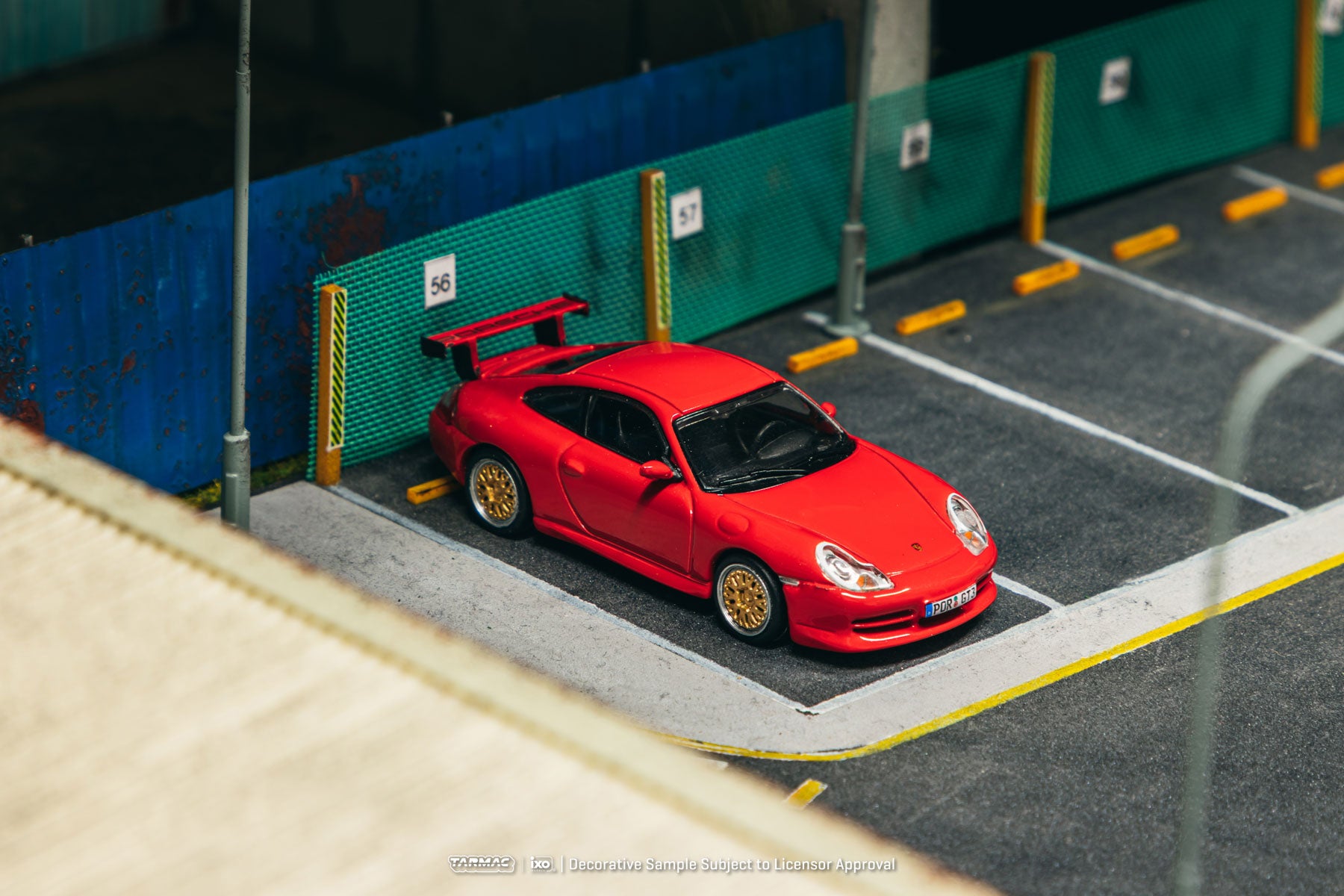 Tarmac Works 1:64 Porsche 911 GT3 (type 996) Red T64G-069-RE