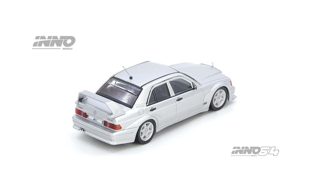 [Preorder] Inno64 1:64 MERCEDES BENZ 190E Silver IN64-190E-SIL