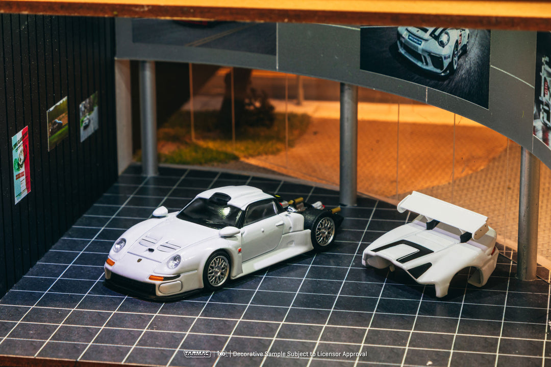 [Preorder] Tarmac Works 1:64 Porsche 911 GT1 White T64P-004-WH