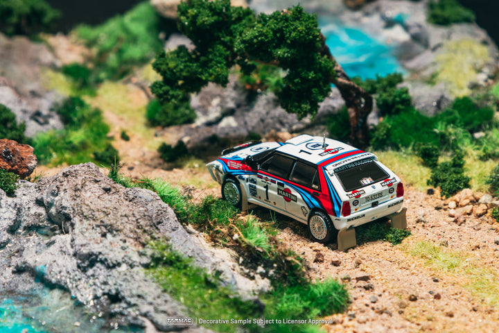 [Preorder] Tarmac Works 1:64 Lancia Delta HF Integrale Safari Rally 1992 T64-049-92SAF01