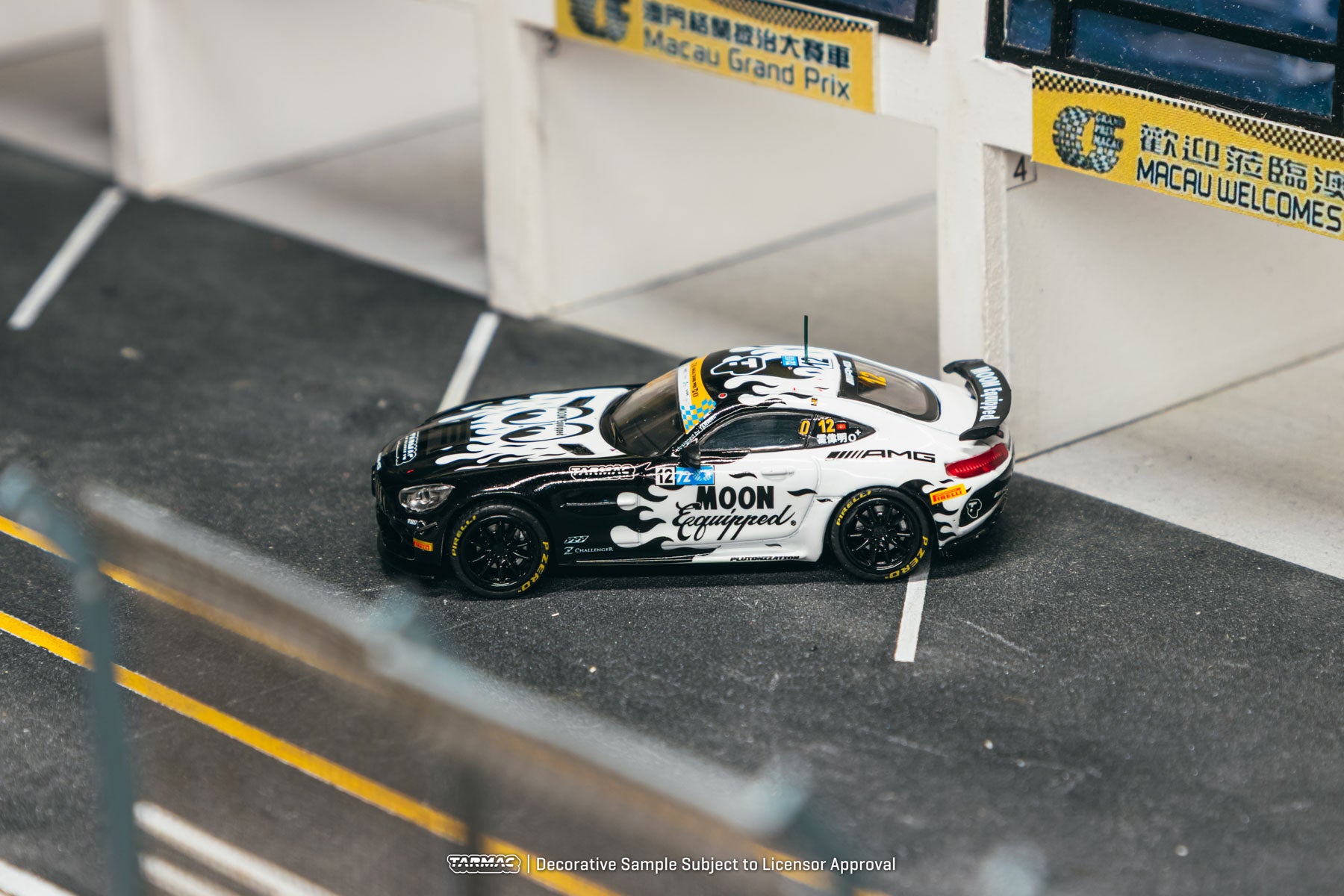 Preorder] Tarmac Works 1:64 Mercedes-AMG GT4 Greater Bay Area GT