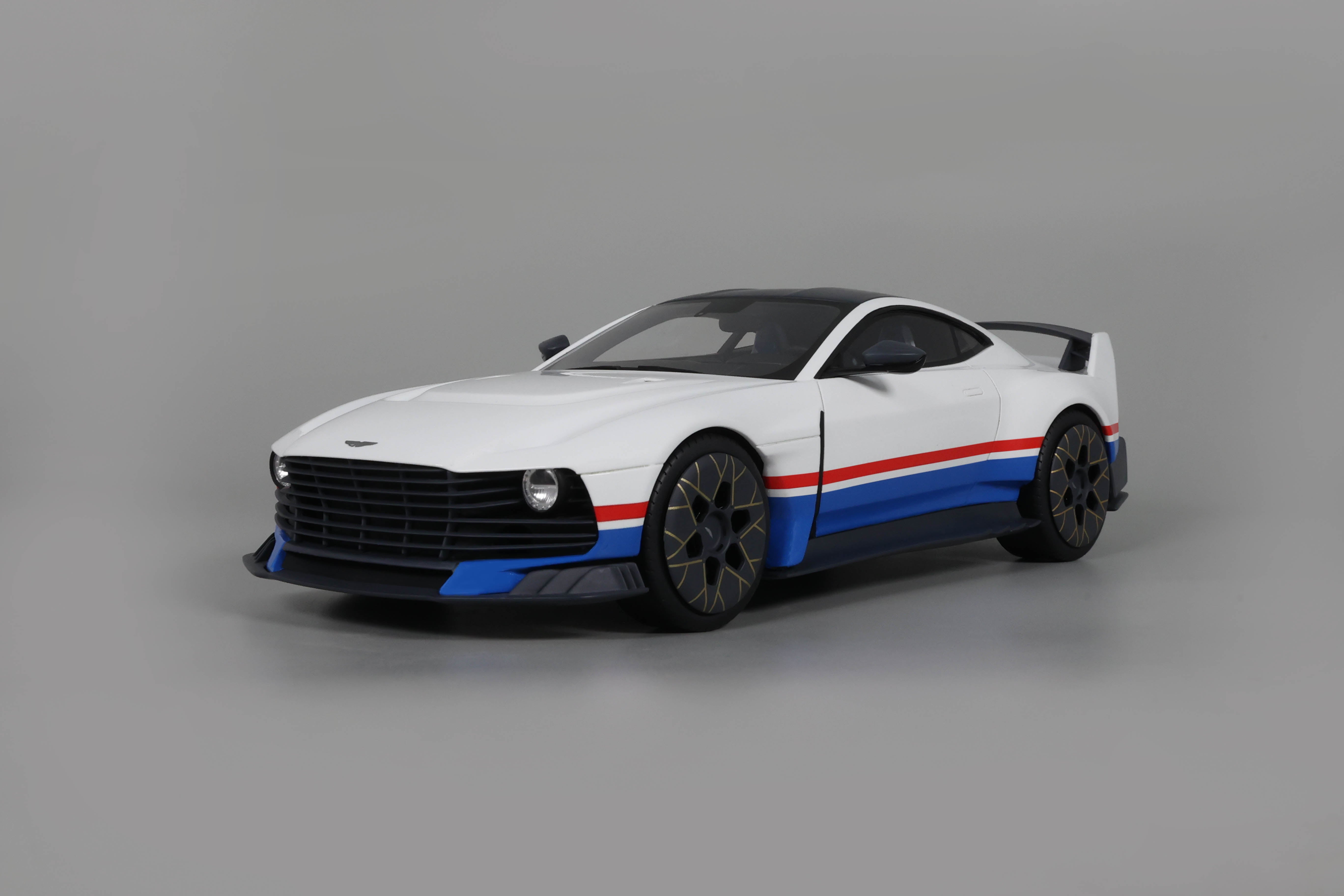 GT Spirit 1:18 – Horizon Diecast
