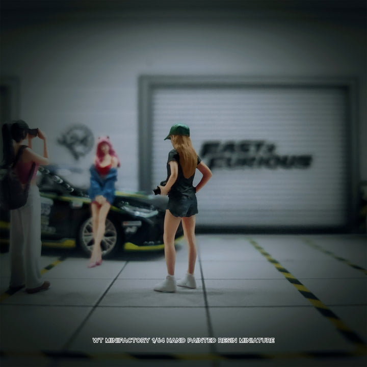 [Preorder] WT Minifactory 1:64 Garage Photo Shoot Trio WT2025060407