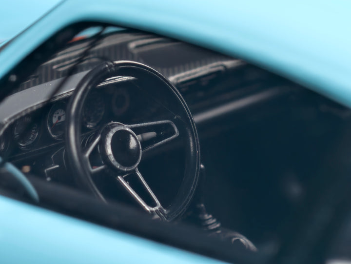 [Preorder] MCM 1:18 Porsche Singer DLS Turbo (4 Versions)