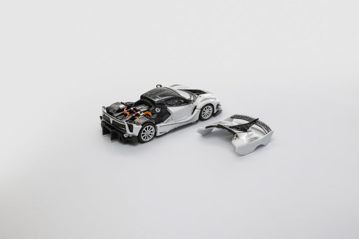 [Preorder] Little Toys 1:64 Ferrari Supercar FXX-K EVO (3 Colours)