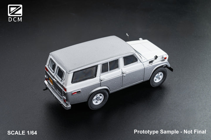 [Preorder] DCM 1:64 Toyota Land Cruiser FJ55 (3 Colors)