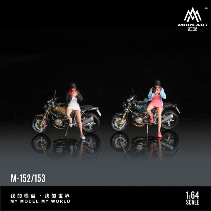 [Preorder] MoreArt 1:64 BMW R nineT Coffee Coloured Dark Green Motorcycle Girl