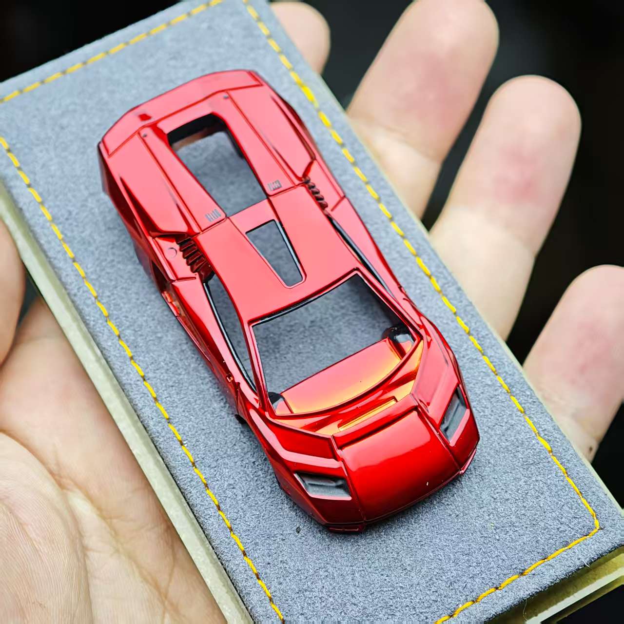Extreme Club 1:64 Lamborghini Countach LPI800-4 (7 Colours