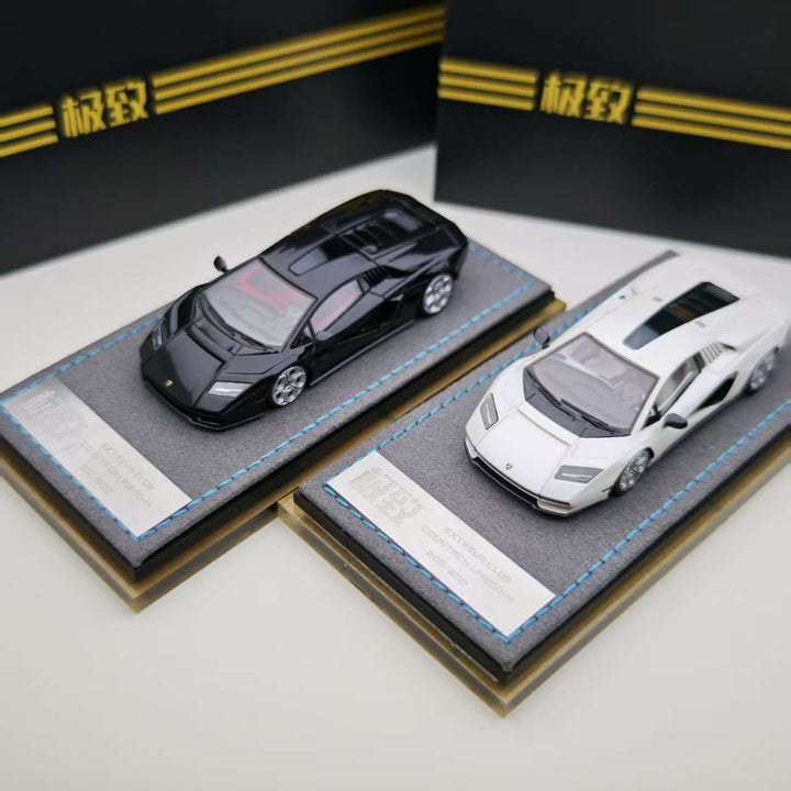 Extreme Club 1:64 Lamborghini Countach LPI800-4 (7 Colours)