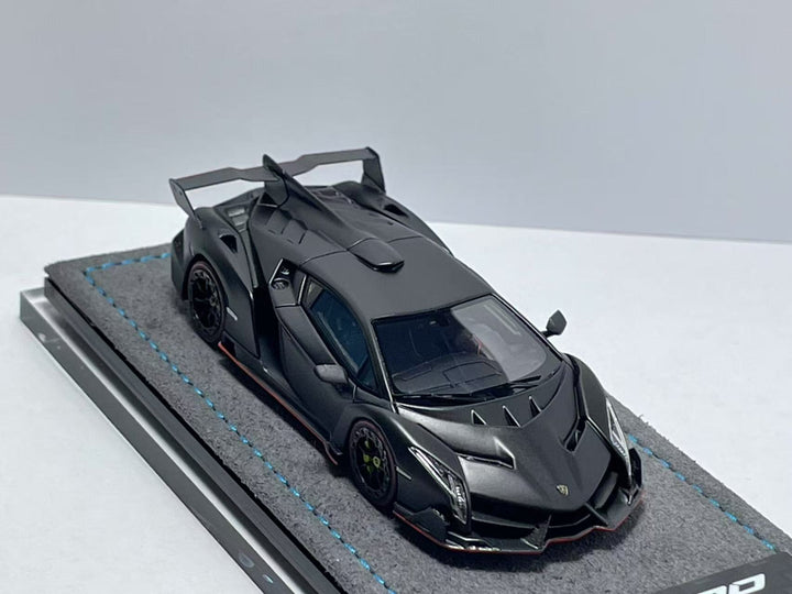 DMH 1:64 Lamborghini Veneno (2 Colours)