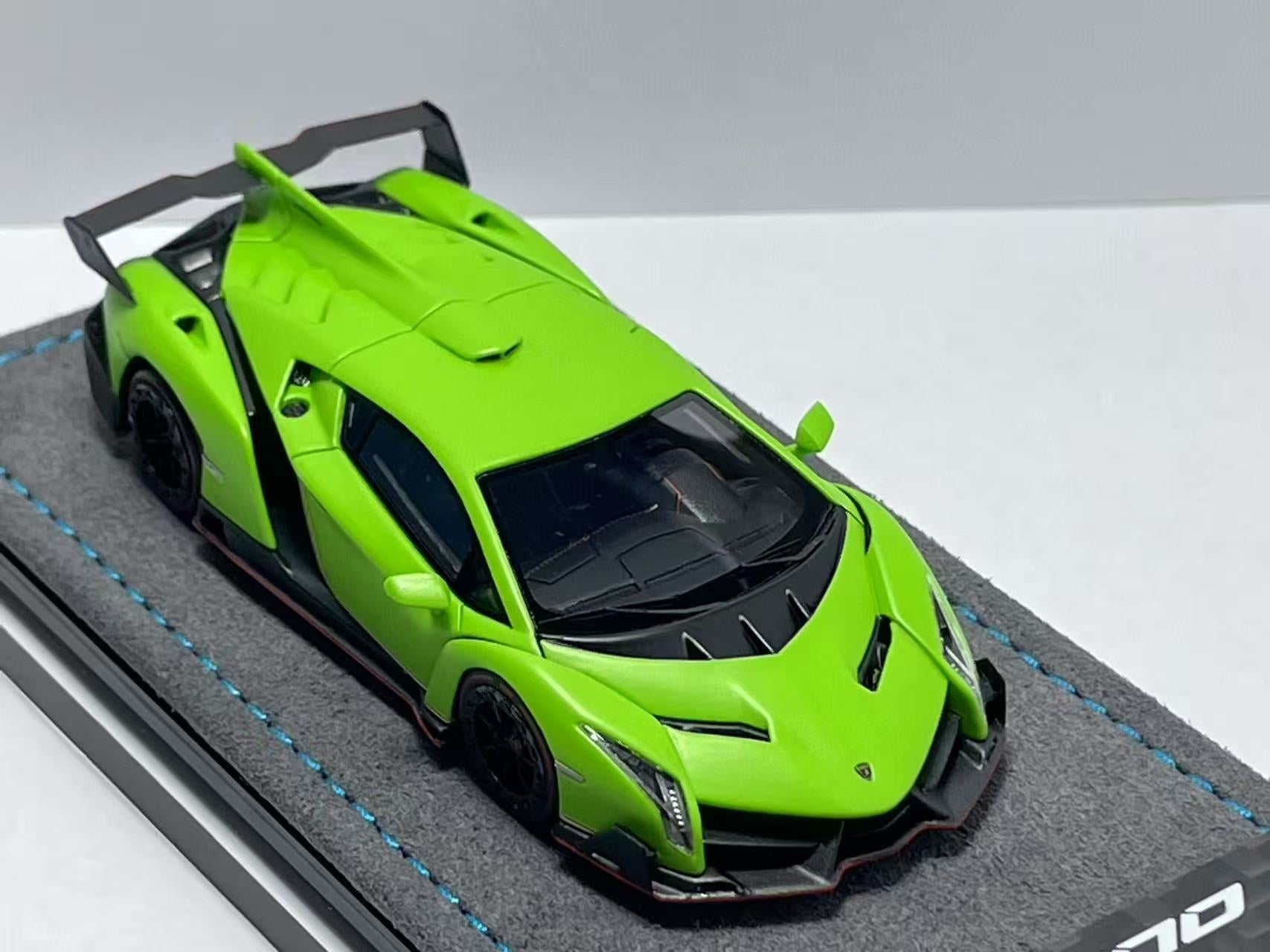1/64 DMH ランボルギーニ　Veneno ヴェネーノ　マットグリーン DMH 1:64 Lamborghini Veneno (2 Colours) – Horizon Diecast