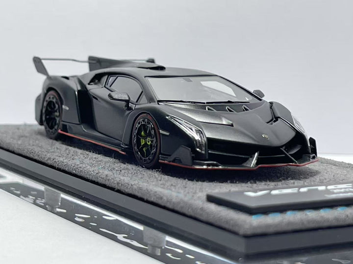 DMH 1:64 Lamborghini Veneno (2 Colours)