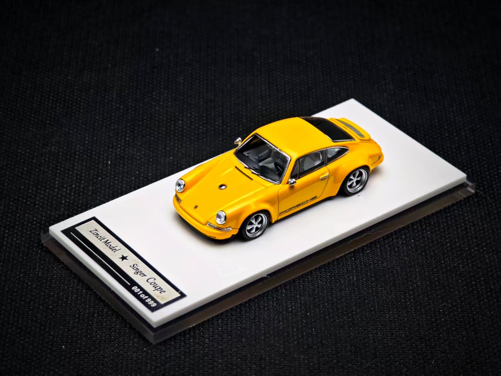 Preorder] Zincit Model 1:64 Porsche Singer Coupe (2 Colours