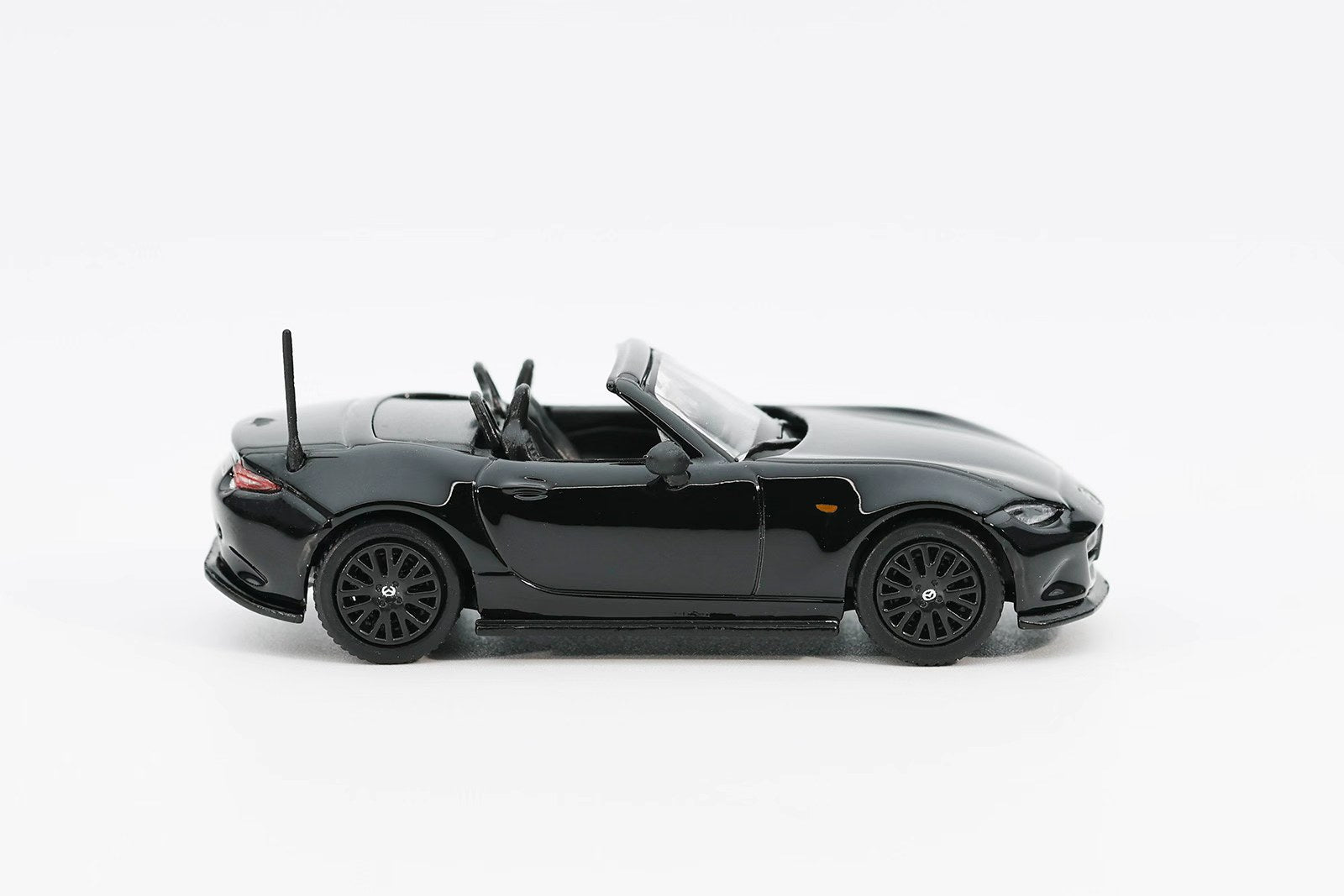 Preorder] GCD x ENCHERY 1:64 Mazda MX-5RF LHD Black GE-006-37