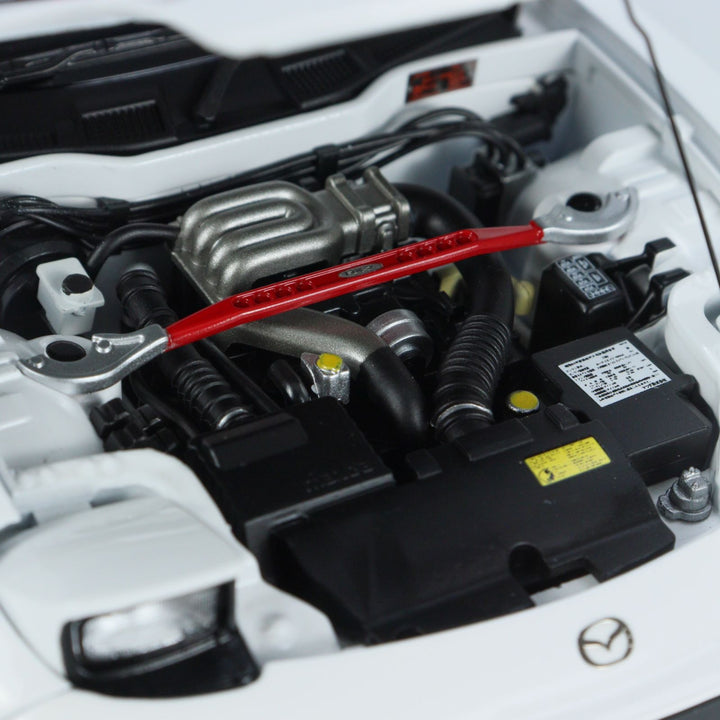 Polar Master 1:18 Mazda RX-7 Spirit R White Diecast Full Open PLM22001-01 Engine