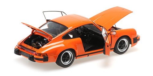 MINICHAMPS 1:18 PORSCHE 911 CARRERA COUPE 3.2 - 1983 - ORANGE