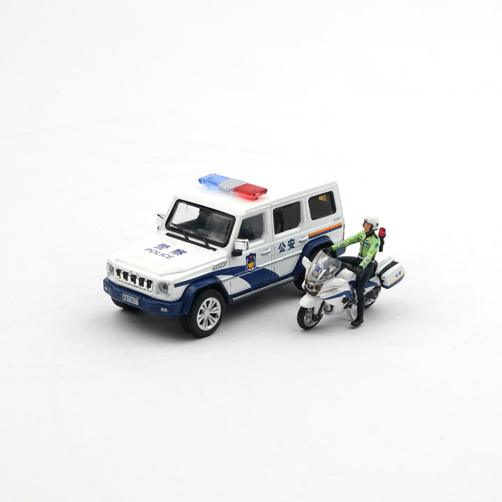 [Preorder] XCARTOYS 1:64 BAIC BJ80 People's Police Motorcycle Escort Set