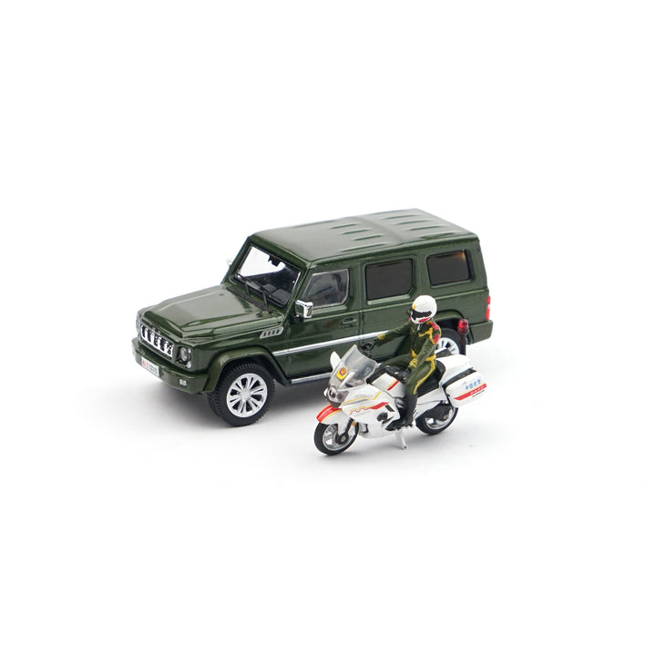 [Preorder] XCARTOYS 1:64 BAIC BJ80 People's Police Motorcycle Escort Set - Green