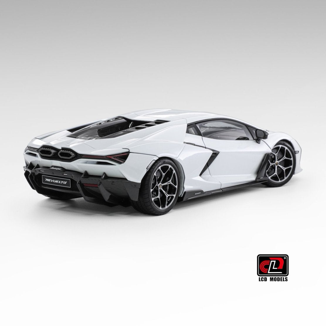 Preorder] LCD 1:18 Lamborghini Revuelto White LCD18026-WH