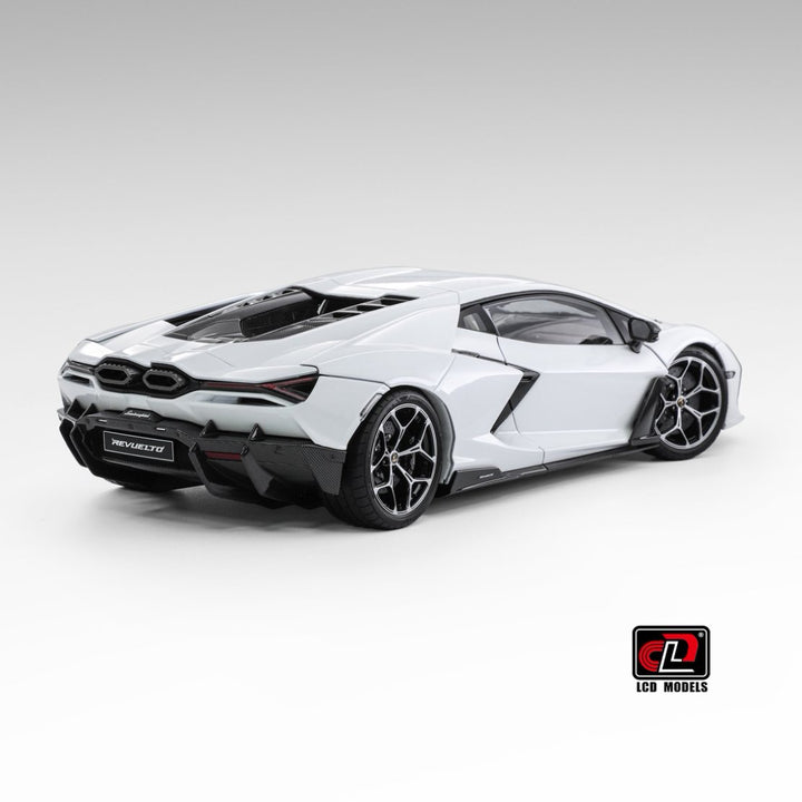 [Preorder] LCD 1:18 Lamborghini Revuelto White LCD18026-WH