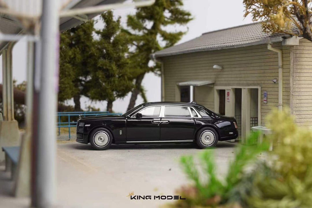 [Preorder] King Model 1:64 Rolls-Royce Phantom VIII (2 Colours)