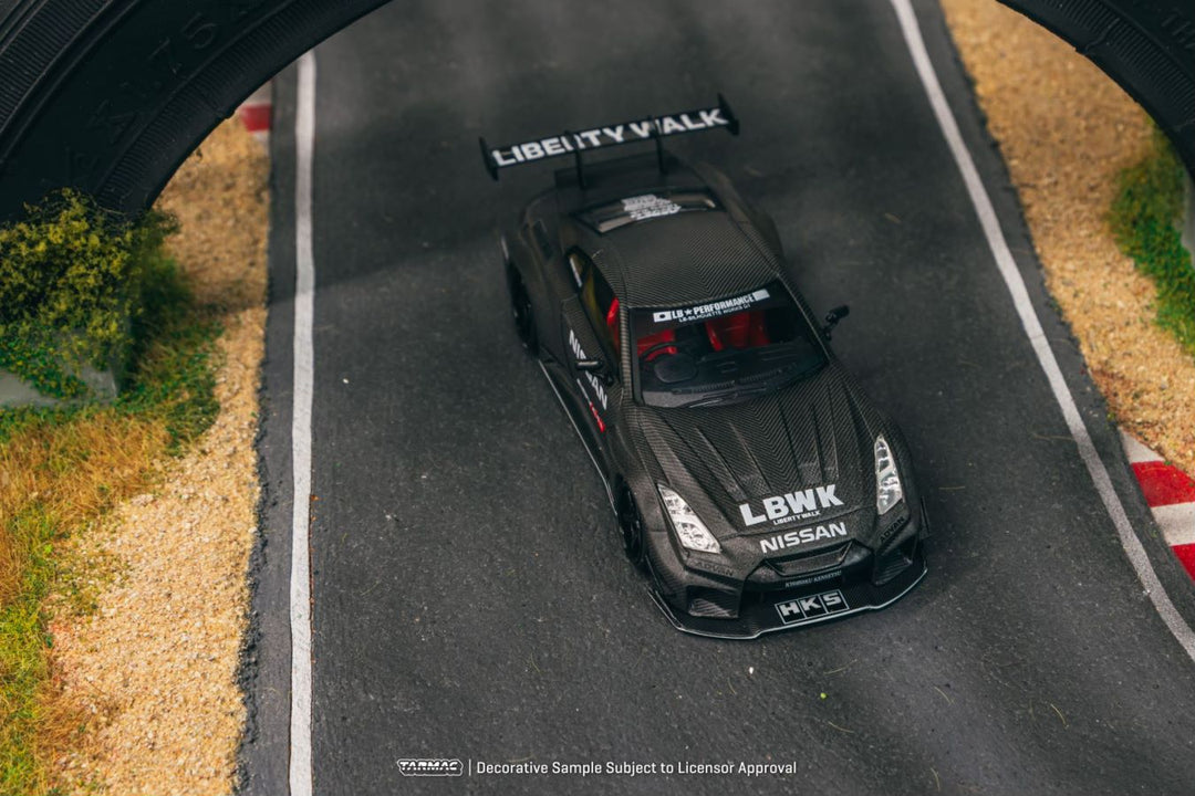 [Preorder] Tarmac Works 1:43 LB-Silhouette WORKS GT NISSAN 35GT-RR Full Carbon T43-022-CBN