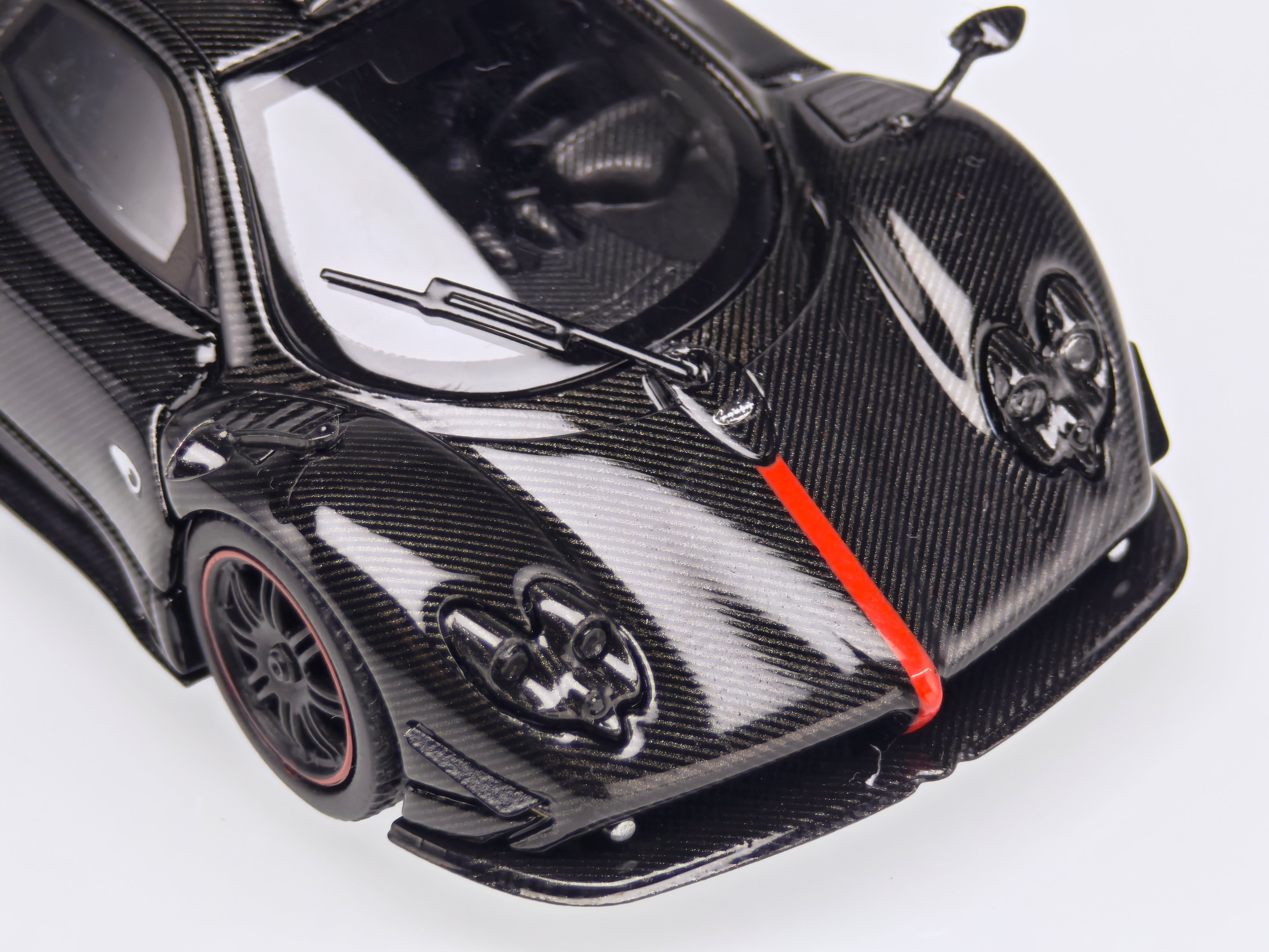 Fiberrun Model 1:64 Pagani Zonda Cinque - Full Carbon – Horizon