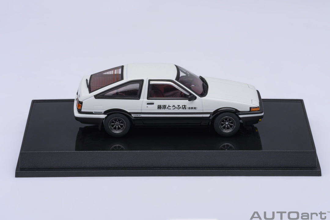 AutoArt 1:64 Toyota Sprinter Trueno "Initial D" 20031