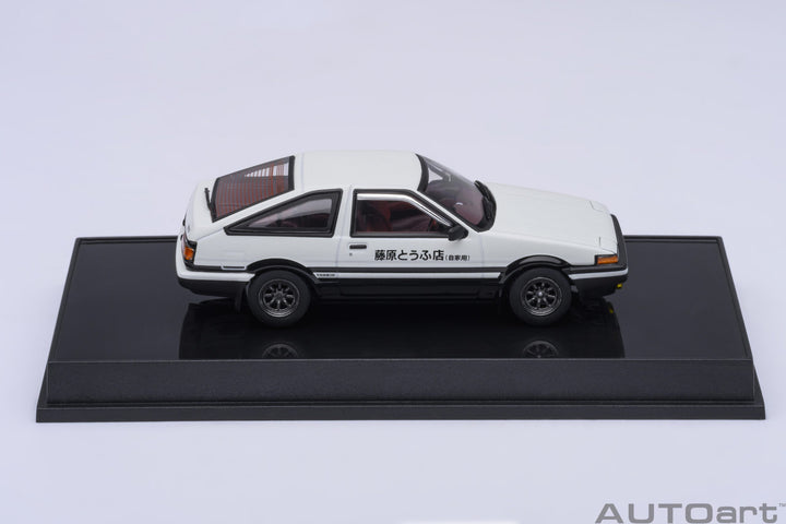 AutoArt 1:64 Toyota Sprinter Trueno "Initial D" 20031