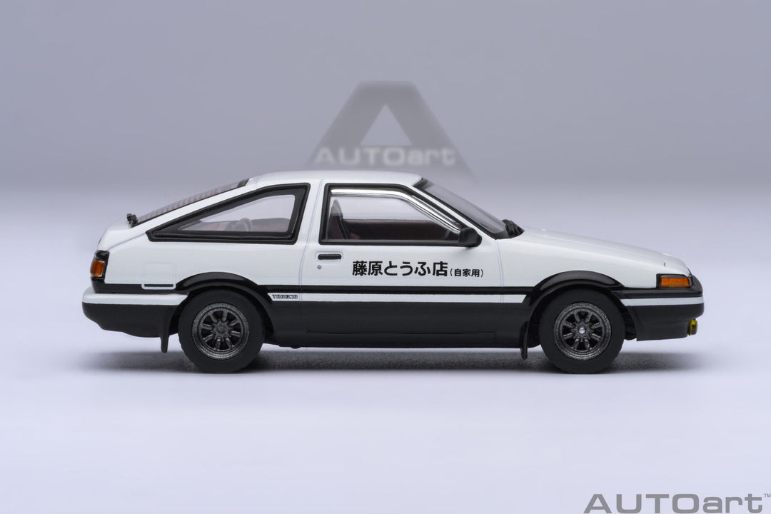 AutoArt 1:64 Toyota Sprinter Trueno "Initial D" 20031