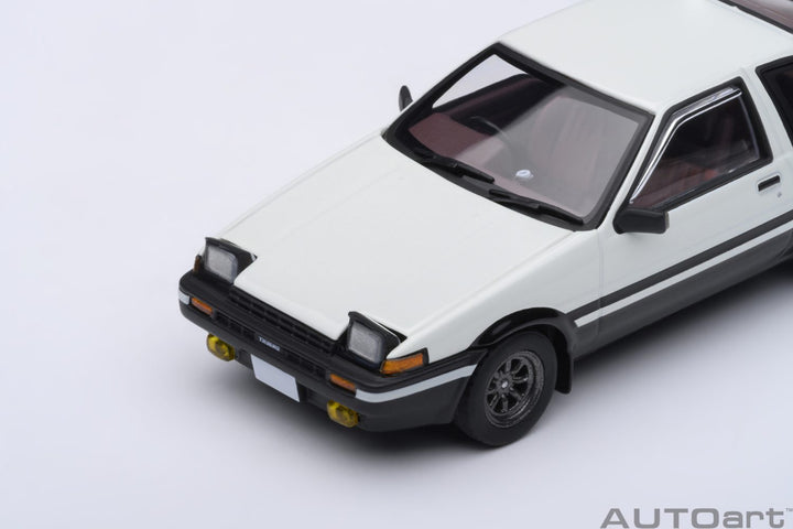 AutoArt 1:64 Toyota Sprinter Trueno "Initial D" 20031