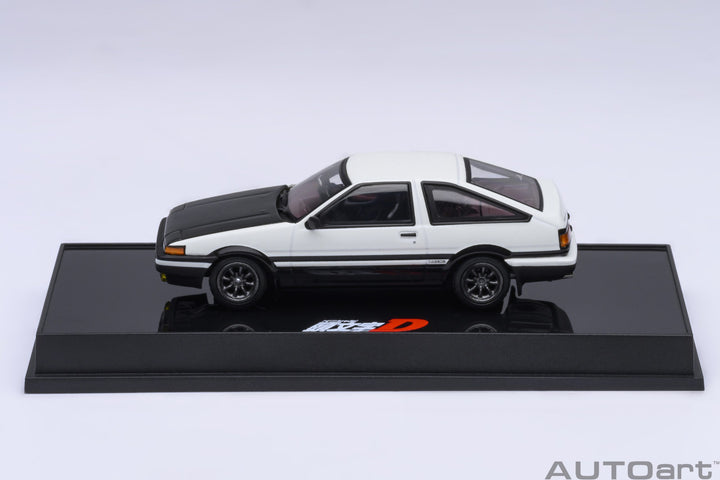 AutoArt 1:64 Toyota Sprinter Trueno "Initial D" Project D Final Vers. 20036
