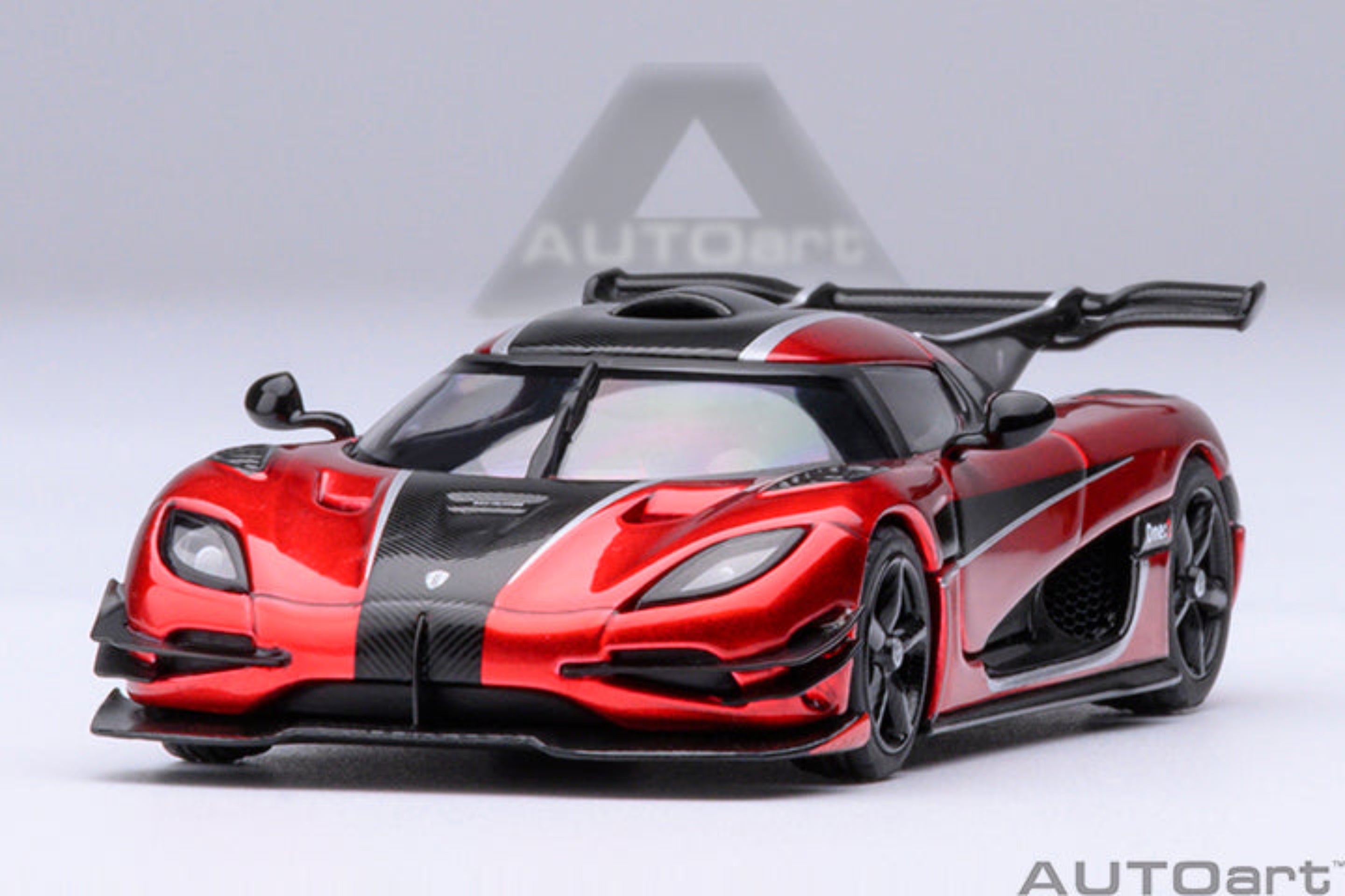 AutoArt 1:64 Koenigsegg One:1 - Red 20040 – Horizon Diecast